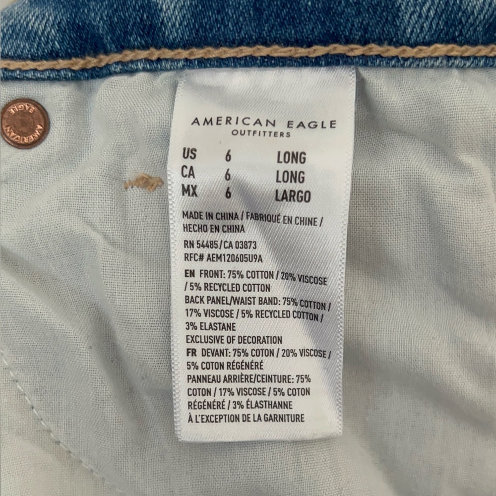 American Eagle Ripped Mom Jeans - Picture 5 of 6